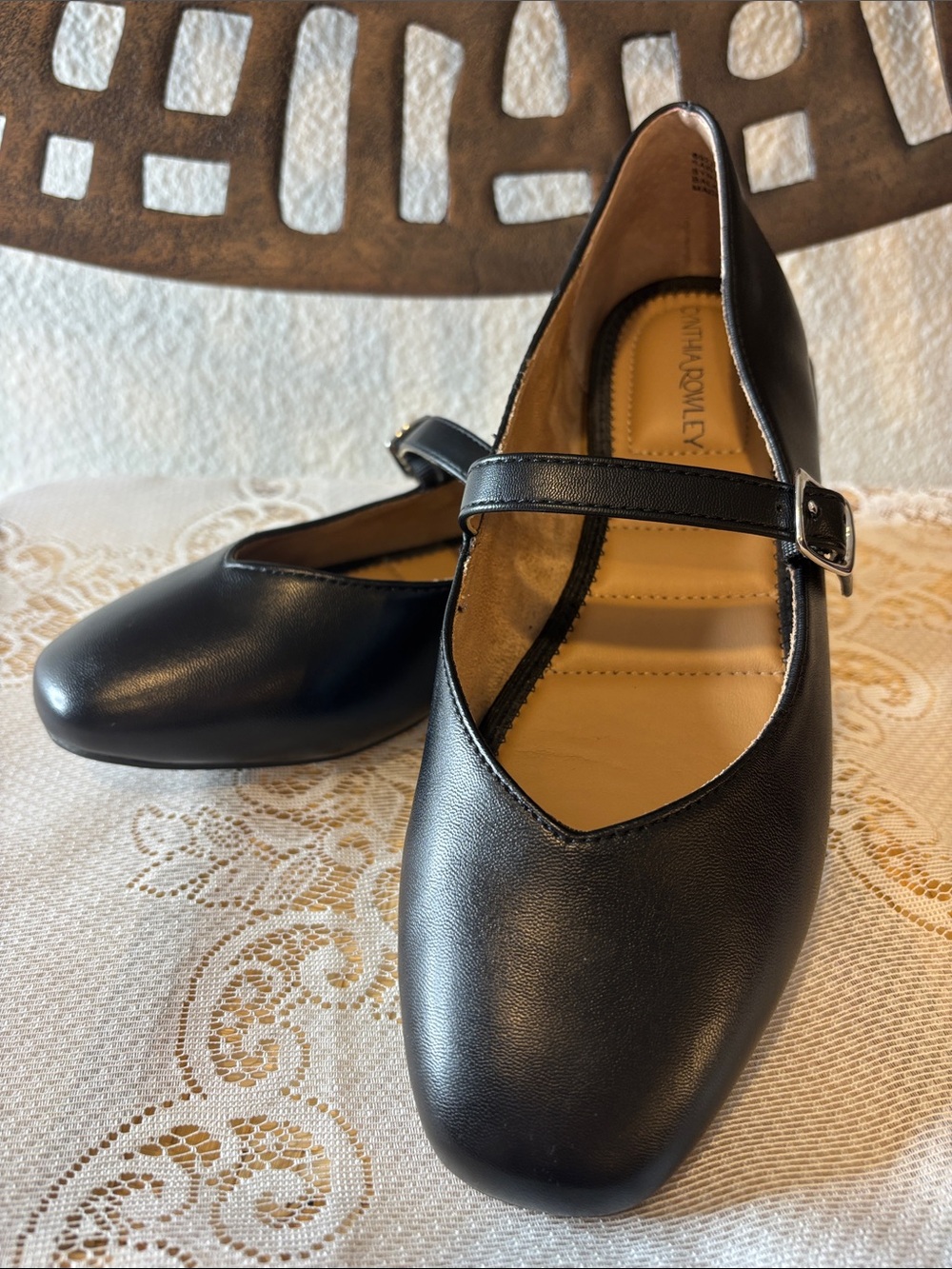 🖤Cottagecore Black Mary Jane Flats Sydney Comfort Cynthia Rowley 7.5🖤